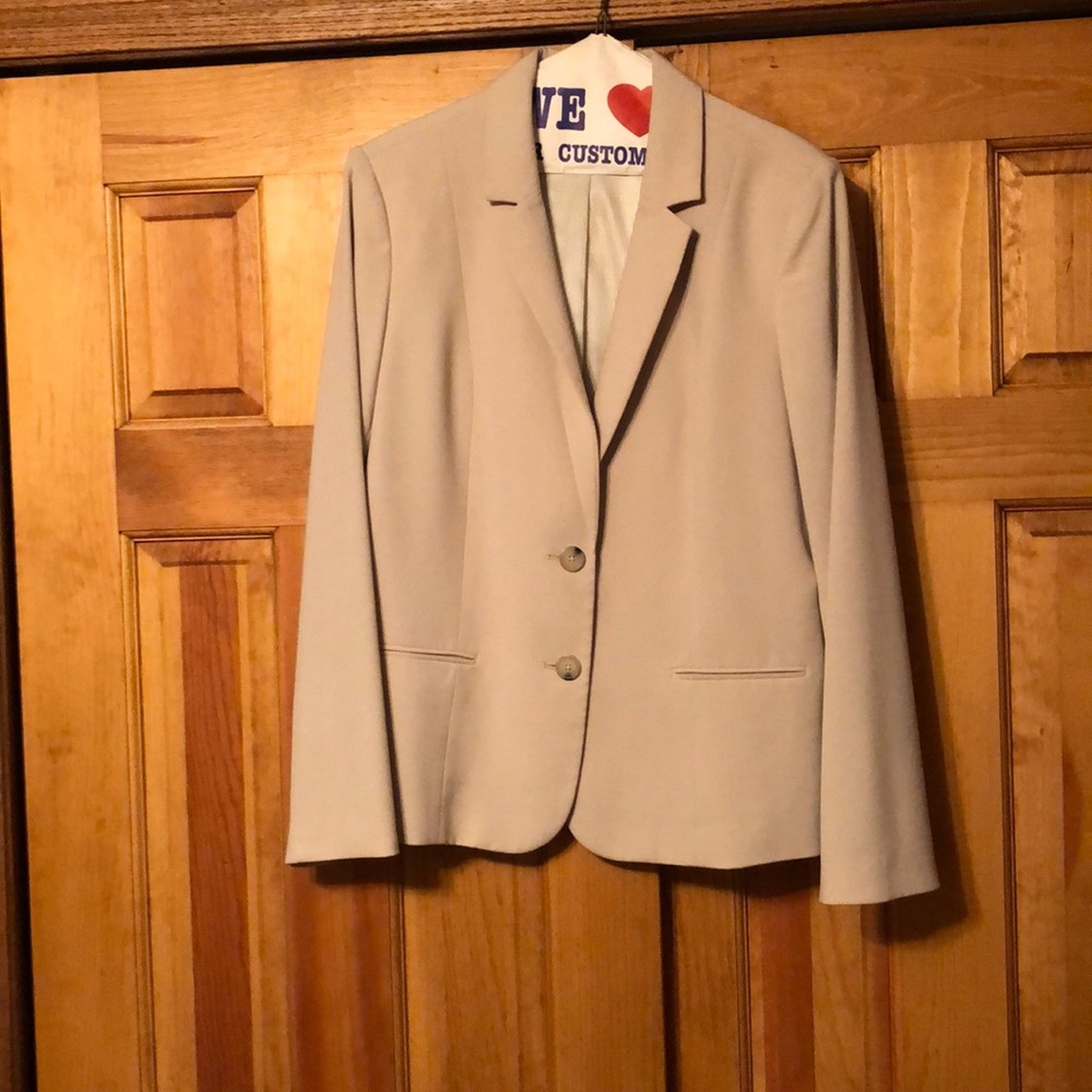 NWOT Anne Klein Suit Coat - sz 14